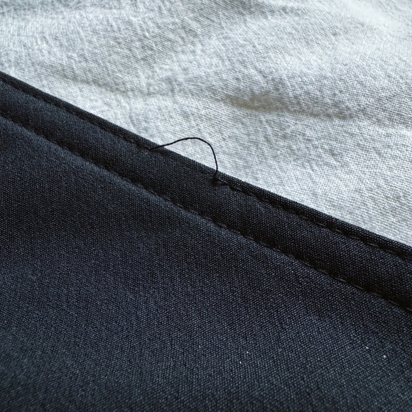 Columbia Women’s Athletic Short - Size 6 - Picture 8 of 8